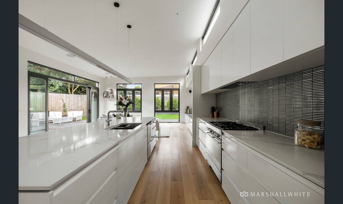 1930s Art Deco bungalow renovation and extension, Surrey Hills
